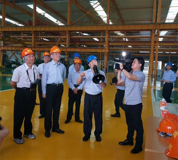 寧波雙鹿集團（富邦）電池領(lǐng)導一行蒞臨我司考察交流 圖3